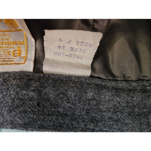 Vintage Pendleton 100% wool gray skirt. 30 inch waist. - Picture 4 of 5